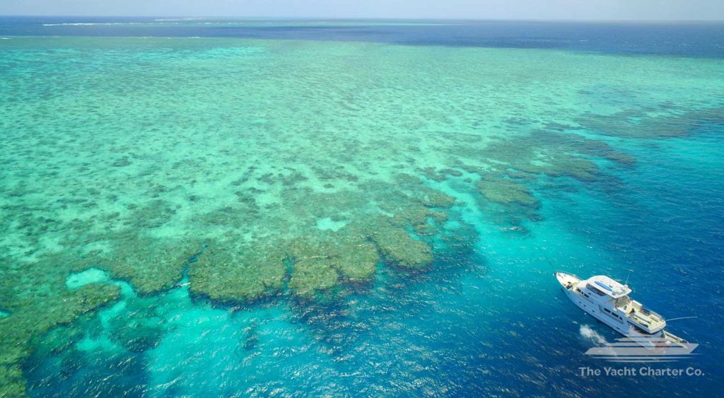 great barrier reef boat hire yacht charter Aroona