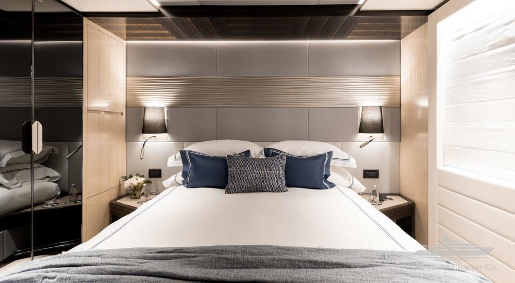 Oneworld-boat-hire-sydney-yacht-charter-sydney