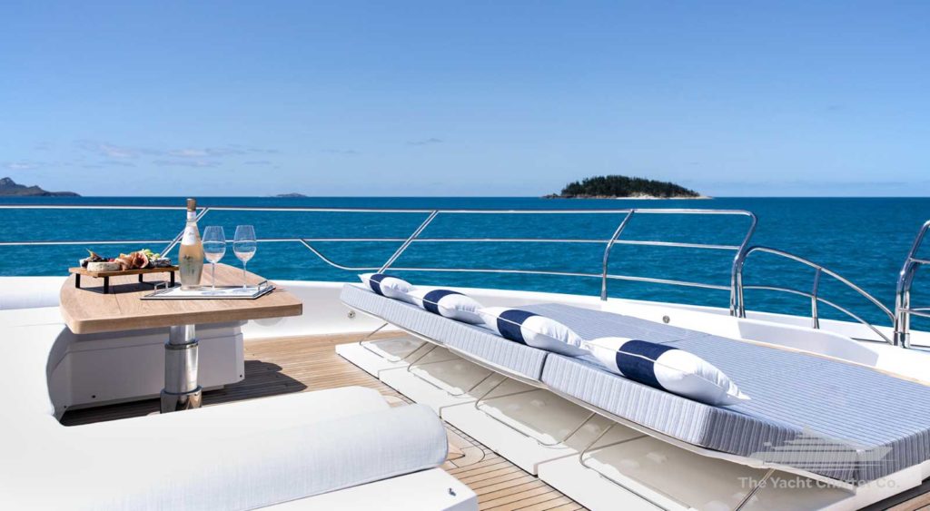 Three Rivers yacht charter whitsundays boat hire sydney