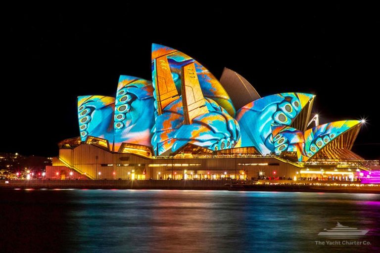 vivid sydney boat cruise