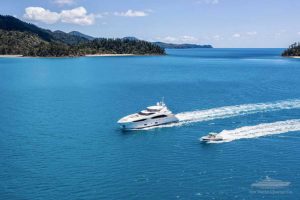 airlie beach yacht hire whitsundays yacht charter