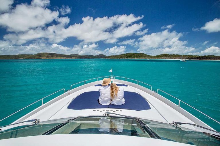 whitsundays yacht hire whitehaven beach boat trip