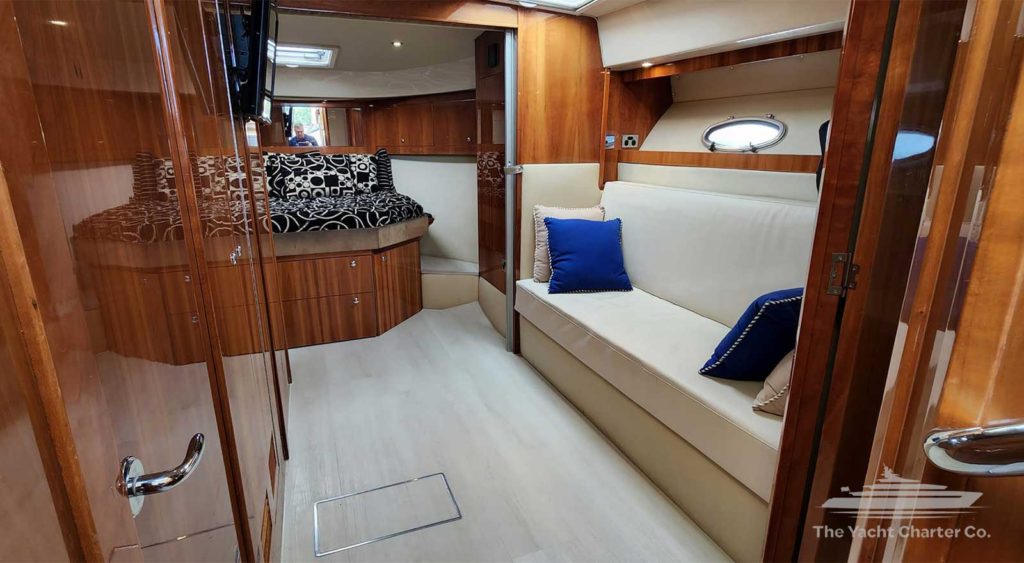 Seaduction yacht hire