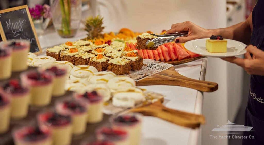 Dinner boat cruise Cairns